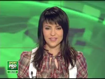 Iubita lui Paszkany i-a innebunit pe spectatorii de la finala Cupei!