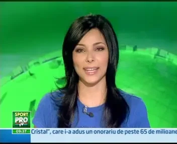 Ce in cur catura! Un suporter a intrat dezbracat pe teren la Anglia - Finlanda!