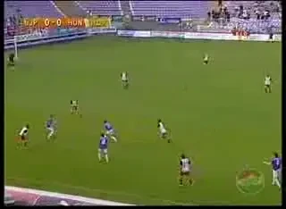 Cine ii tine piept? Vezi cel mai periculos jucator al lui Ujpest!