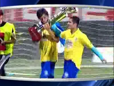 ASCULTA AICI: Prima manea dedicata campionilor de la Unirea Urziceni!