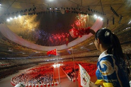 Incredibil! Pentru ca nu vrea nimeni sa joace pe el, Cuibul de Pasare din Beijing, un MALL in 5 ani?_14