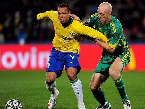 Dani Alves duce Brazilia in finala cu SUA: 1-0 cu Africa de Sud!_4