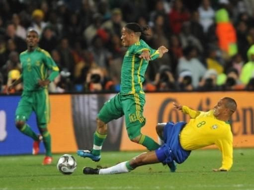 Dani Alves duce Brazilia in finala cu SUA: 1-0 cu Africa de Sud!_10
