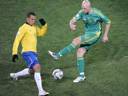 Dani Alves duce Brazilia in finala cu SUA: 1-0 cu Africa de Sud!_30