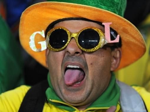 Dani Alves duce Brazilia in finala cu SUA: 1-0 cu Africa de Sud!_33