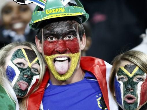 Dani Alves duce Brazilia in finala cu SUA: 1-0 cu Africa de Sud!_41