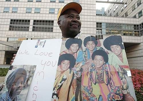 Michael Jackson, omul cu care au crescut generatiile Steaua si Dinamo in 1990, a murit!_12