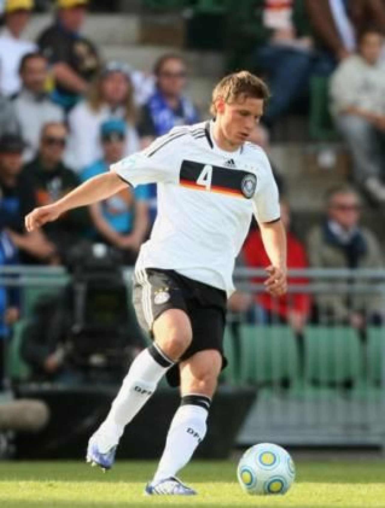Anglia sau Germania! Vezi ce super vedete se bat diseara la Sport.ro in Finala CE U21_11