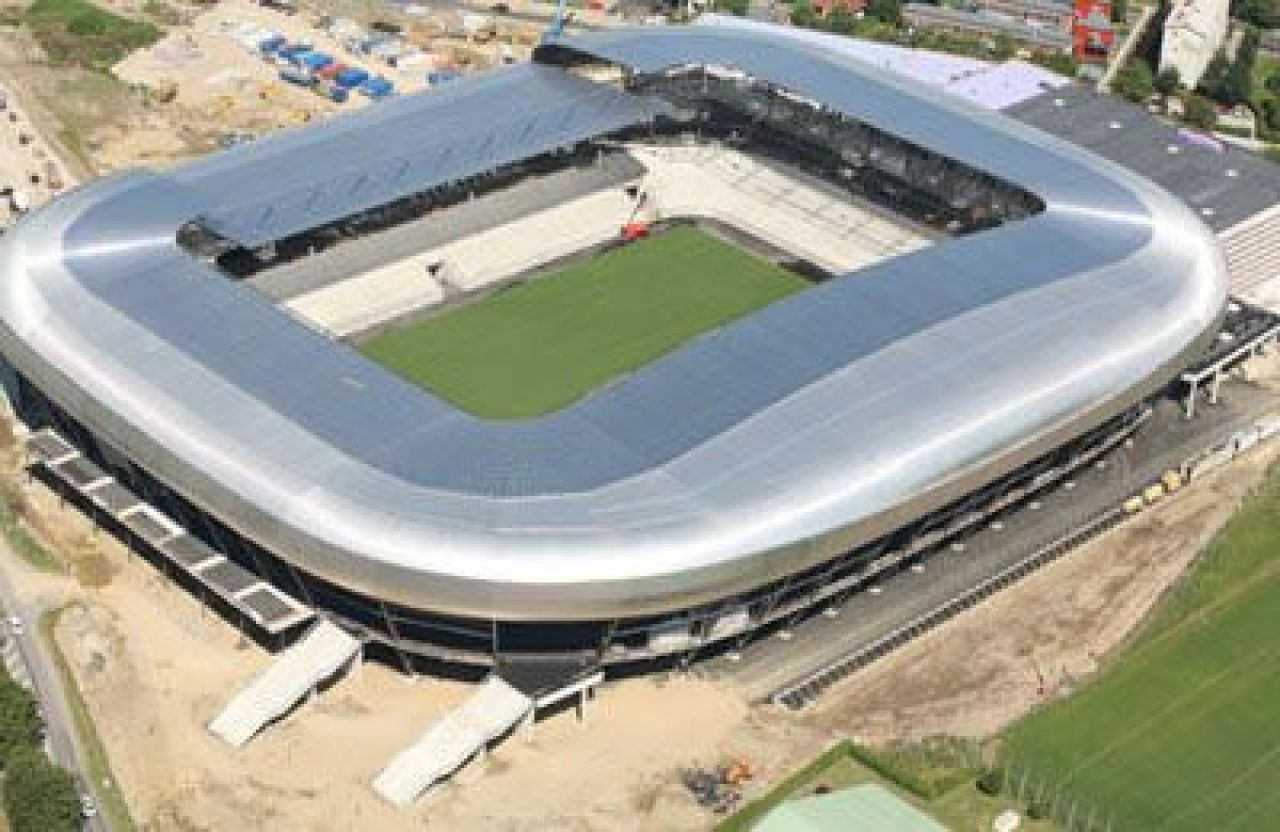 FOTO: Aici va juca Unirea Urziceni meciurile din Liga!_6