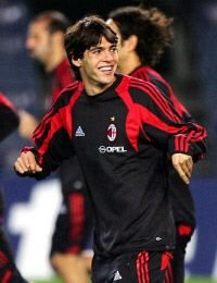 Marti, 21:30 LIVE VIDEO Prezentarea lui Kaka la Real, pe Sport.ro si www.sport.ro!_59