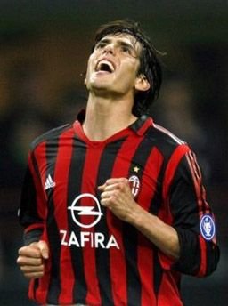 Marti, 21:30 LIVE VIDEO Prezentarea lui Kaka la Real, pe Sport.ro si www.sport.ro!_95