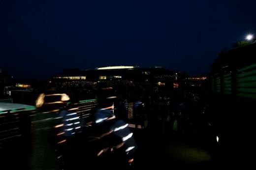 Istorie la Wimbledon: S-a jucat pentru prima data cu terenul acoperit! Imagini UNICE_28