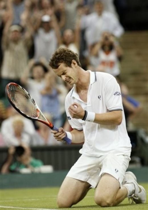 Istorie la Wimbledon: S-a jucat pentru prima data cu terenul acoperit! Imagini UNICE_30