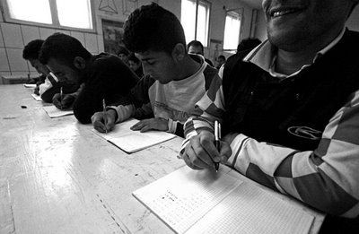 Penescu, in penitenciarul Colibasi! Vezi ce fotbal se joaca acolo :)_5