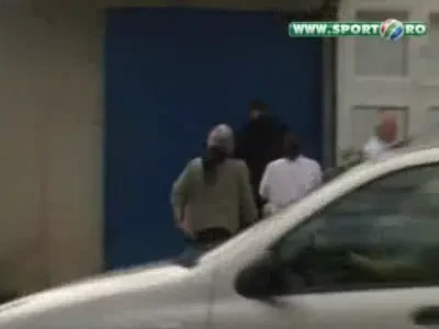 Penescu, in penitenciarul Colibasi! Vezi ce fotbal se joaca acolo&nbsp;:)