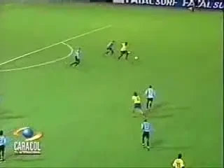 CFR se bate cu Tottenham pentru un coleg al lui Dayro si Toja de la nationala! Ce stie sa faca!