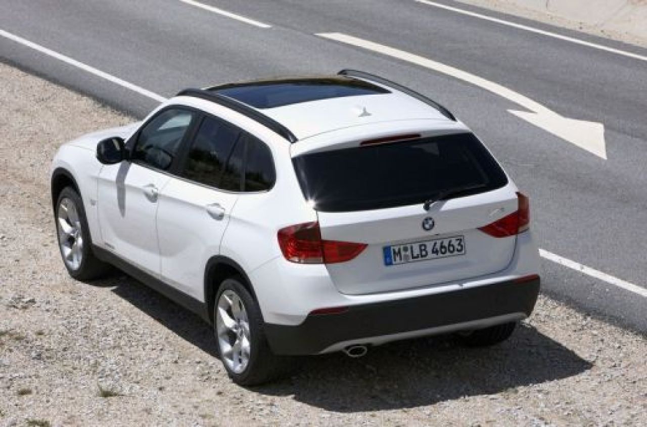 FOTO si VIDEO: Vezi primele imagini oficiale cu BMW X1!_7