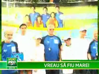 Hagi il cauta pe urmasul lui Sapunaru la Porto!