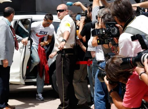 VIDEO / Prezentarea GALACTICA a lui Ronaldo la Real!_14