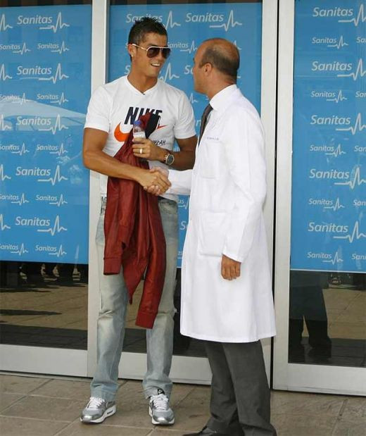 VIDEO / Prezentarea GALACTICA a lui Ronaldo la Real!_18