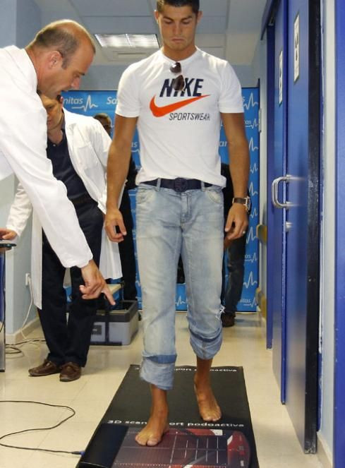 VIDEO / Prezentarea GALACTICA a lui Ronaldo la Real!_26