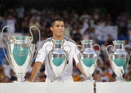 VIDEO / Prezentarea GALACTICA a lui Ronaldo la Real!_36