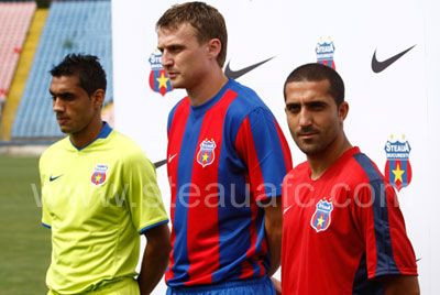 VIDEO VEZI noul echipament al Stelei! Cum ti se pare?_4