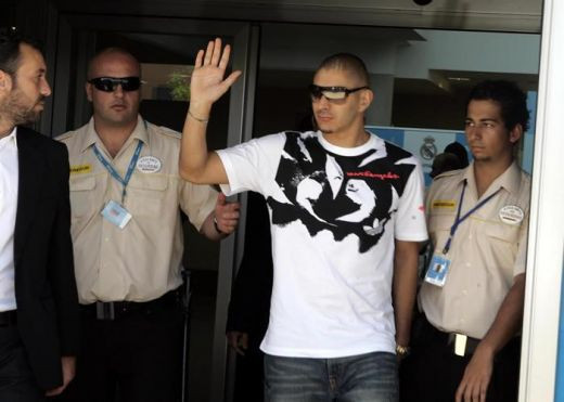 Inca un galactic: Benzema a fost prezentat la Real!_2