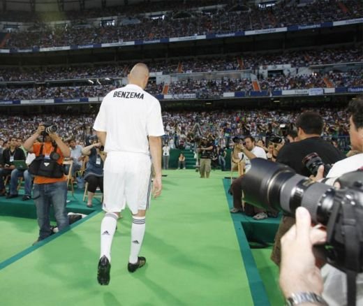 Inca un galactic: Benzema a fost prezentat la Real!_7