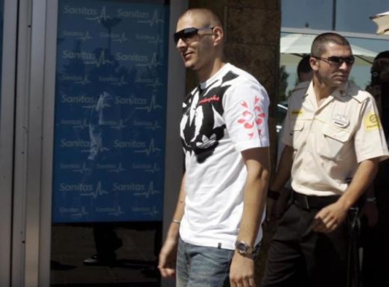 Inca un galactic: Benzema a fost prezentat la Real!_10