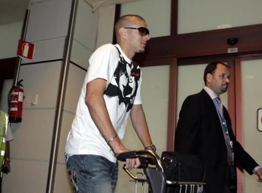 Inca un galactic: Benzema a fost prezentat la Real!_12