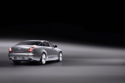 VIDEO: Jaguar XJ 2010, intors pe toate fetele!_6