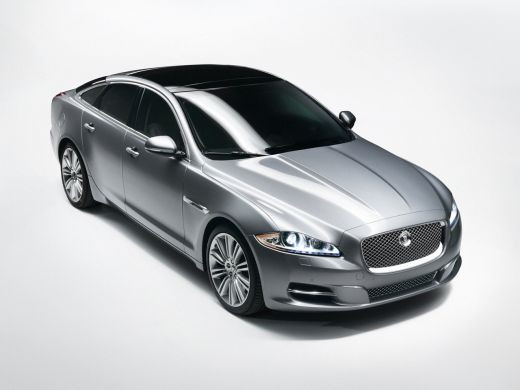 VIDEO: Jaguar XJ 2010, intors pe toate fetele!_9