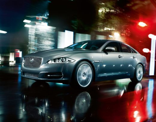 VIDEO: Jaguar XJ 2010, intors pe toate fetele!_17