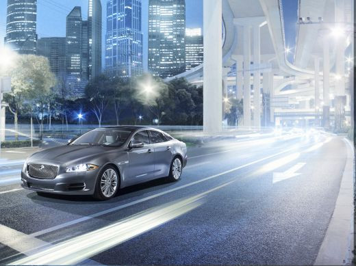 VIDEO: Jaguar XJ 2010, intors pe toate fetele!_26