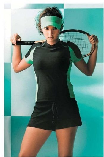 2 barbati se afla in arest dupa ce au cerut-o de nevasta pe Sania Mirza la casa acesteia!_6