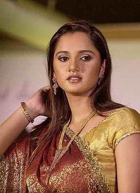 2 barbati se afla in arest dupa ce au cerut-o de nevasta pe Sania Mirza la casa acesteia!_12