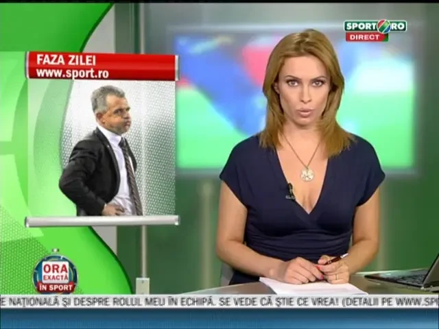 Selectionerul Mexicului, eliminat pentru ca a lovit un adversar intre picioare!