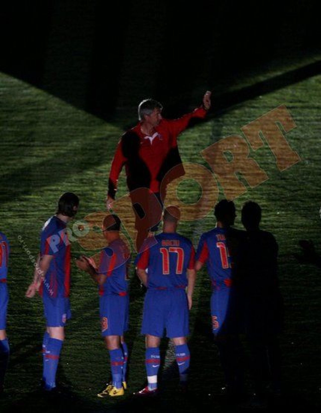 Steaua si-a prezentat lotul in fata a 3000 de fani! VEZI super imagini_2
