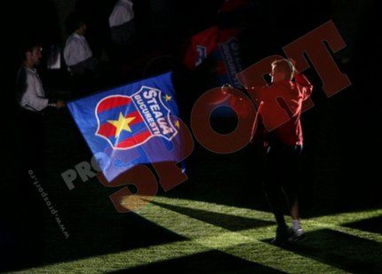 Steaua si-a prezentat lotul in fata a 3000 de fani! VEZI super imagini_5