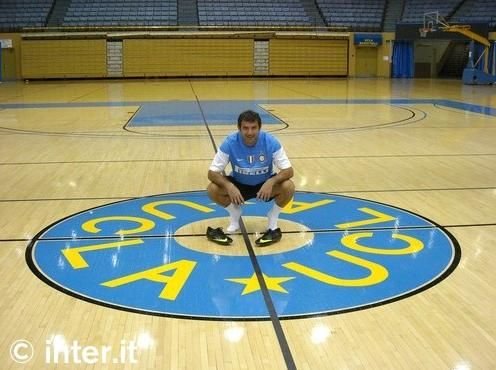 FOTO: Chivu si jucatorii lui Inter, langa cea mai frumoasa femeie din istorie!_3