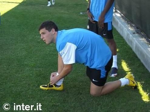 FOTO: Chivu si jucatorii lui Inter, langa cea mai frumoasa femeie din istorie!_14
