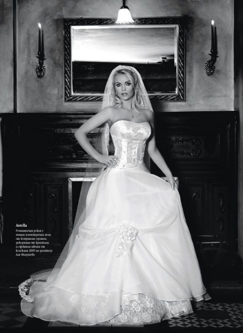 Bulgarii au dat lovitura: au transferat-o pe cea mai frumoasa iubita de fotbalist!