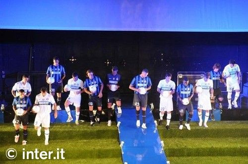 Chivu a jucat o repriza pentru Inter la amicalul cu UCLA, scor 2-2! VEZI POZE:_12