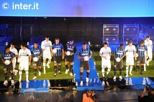 Chivu a jucat o repriza pentru Inter la amicalul cu UCLA, scor 2-2! VEZI POZE:_27