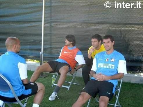 Chivu, amenintat cu bomba in Los Angeles!_21