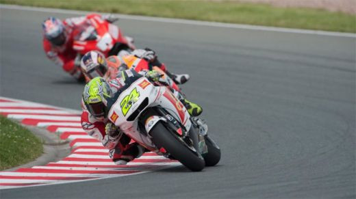 101 victorii! Valentino Rossi a castigat MP al Germaniei!_21