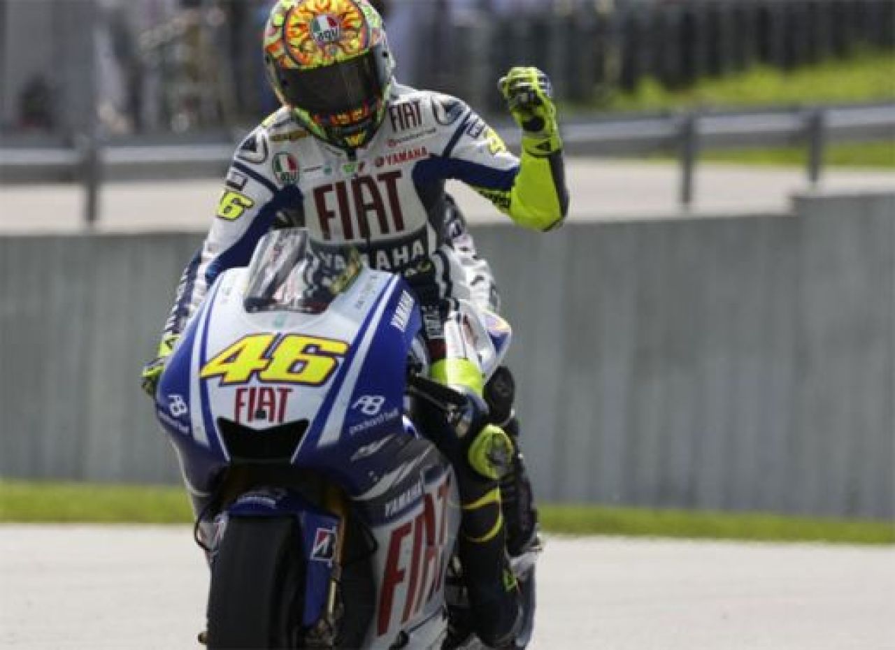 101 victorii! Valentino Rossi a castigat MP al Germaniei!_29