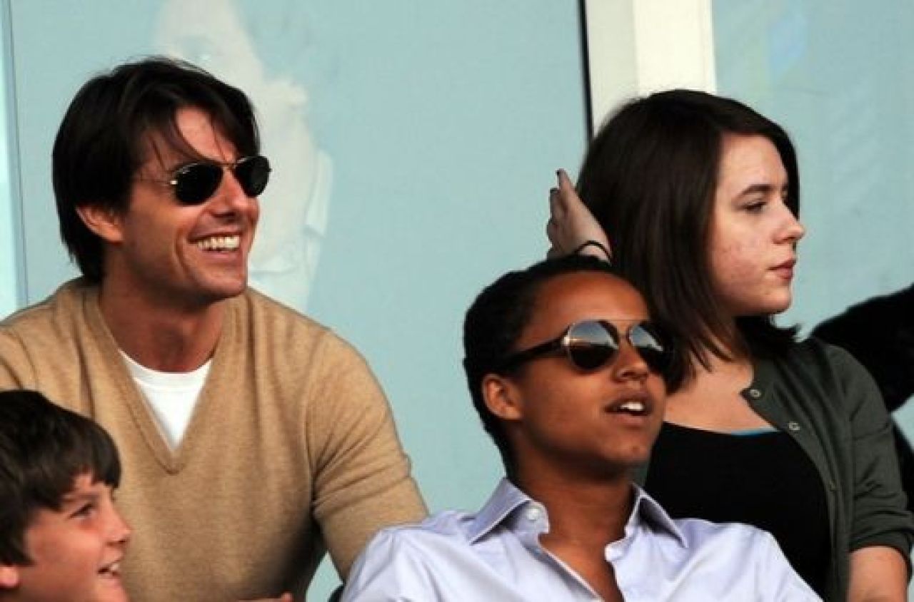 FOTO + VIDEO: David Beckham, alungat de fani sub ochii sotiei si ai lui Tom Cruise!_3