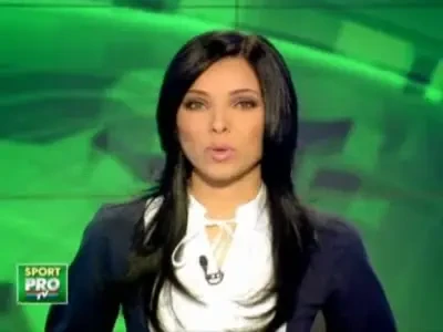 Dinamovistilor sa le cumparam cate o BONETA&nbsp;sa joace bine!